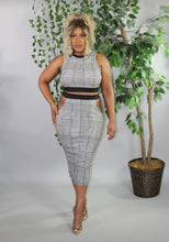 Load image into Gallery viewer, FIGURE 8 | HOUNDSTOOTH SKIRT SET - Aimak Beauty Apparel   
